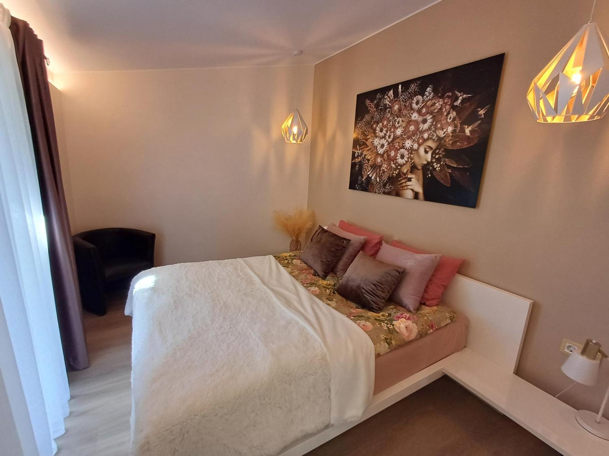 Paernu Posti Apartment Bagian luar foto